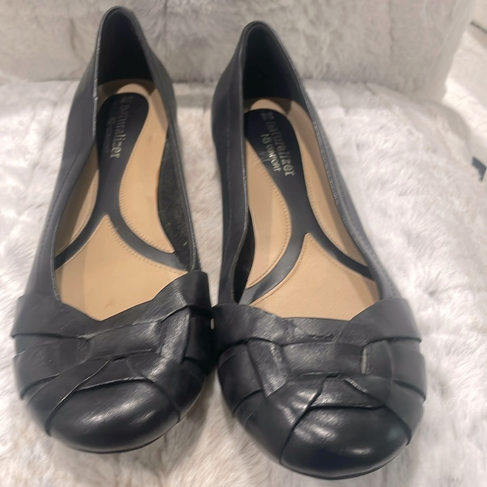 Naturalizer N5 Comfort black slip on flats